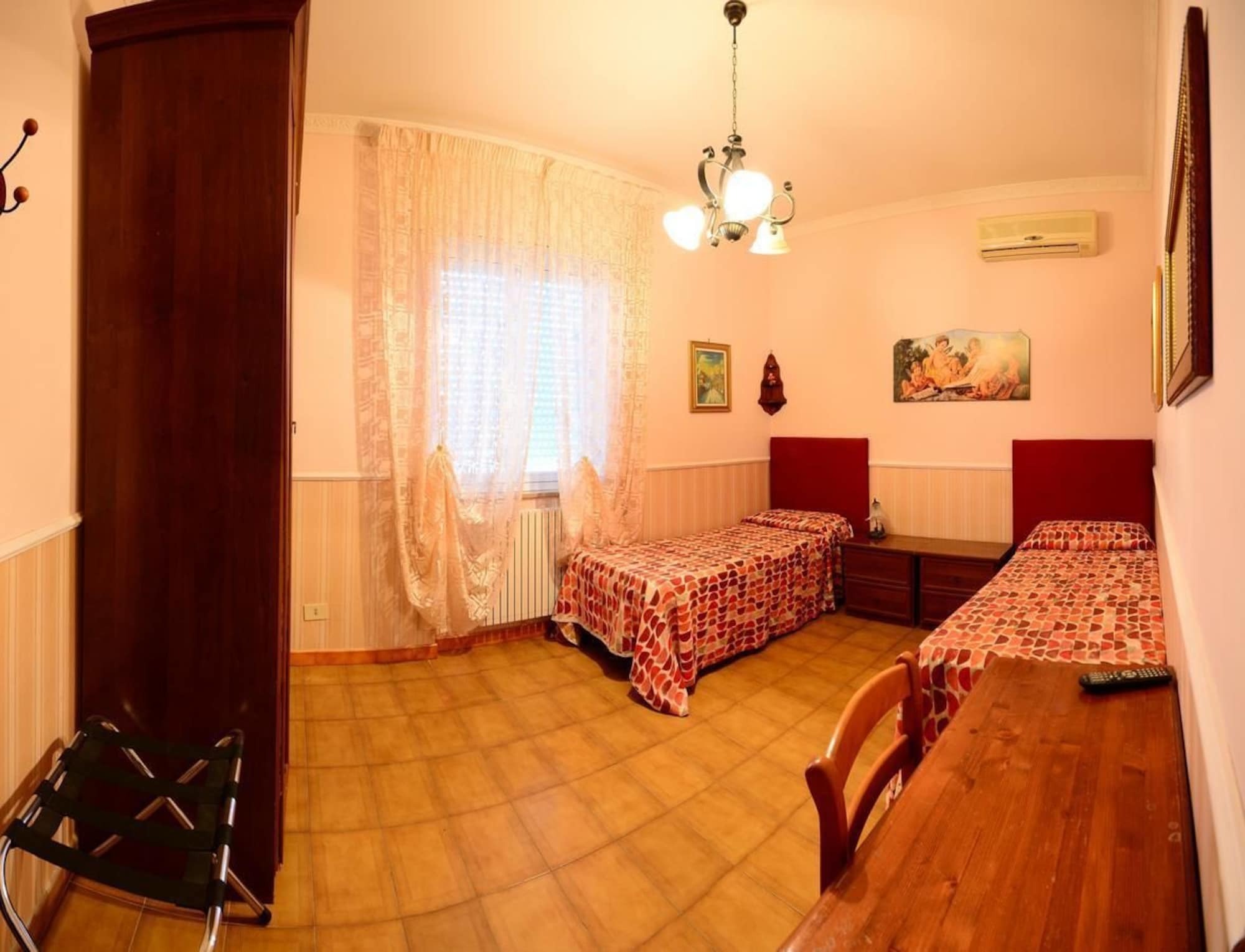 Hotel Hillary House à Fiumicino Extérieur photo